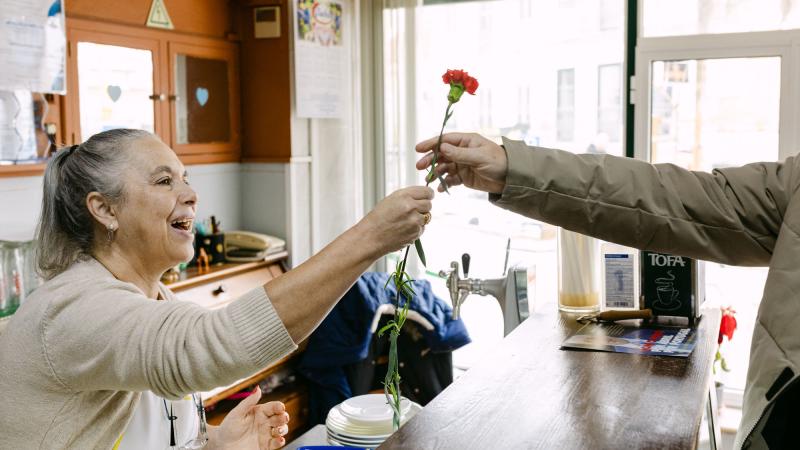 Contacto com a população em Almada